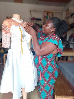 Mercy and her maniquine